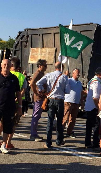 Cipressino, lavori al palo 