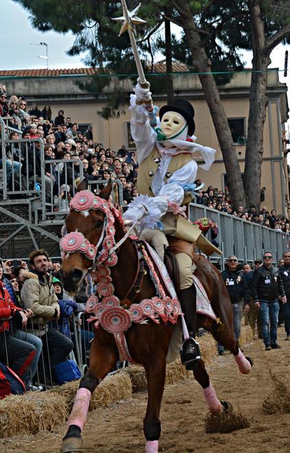 Universo Sartiglia, un convegno 