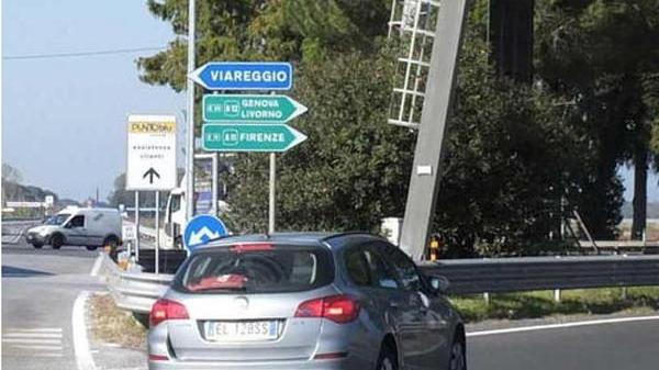 Ruspe in azione all’incrocio di Migliarino