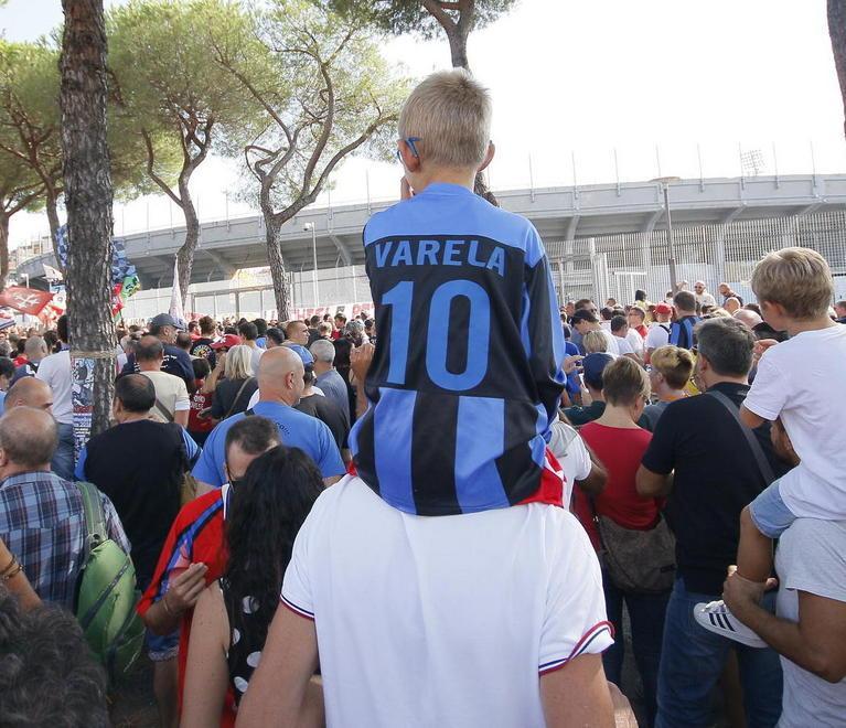 Pisa, "Noi, leoni in gabbia sotto la Nord" - Video