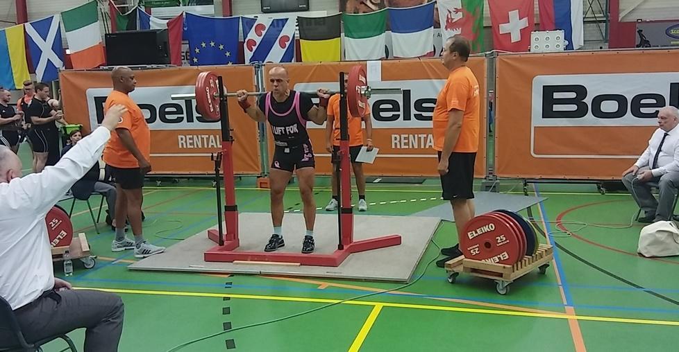 Powerlifting, record per Lorenzo Dore 
