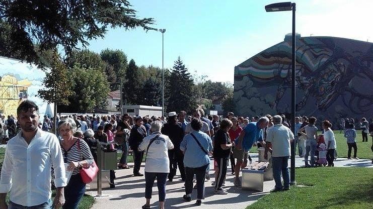 Un nuovo parco con wi-fi ed elettricità per cellulari