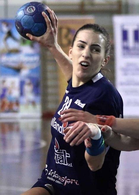 Estense corsara a Teramo Il debutto assoluto è da 3 punti