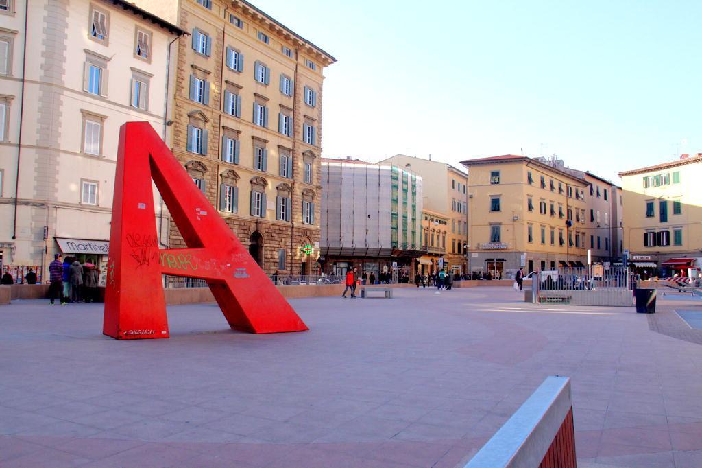 Piazza Attias