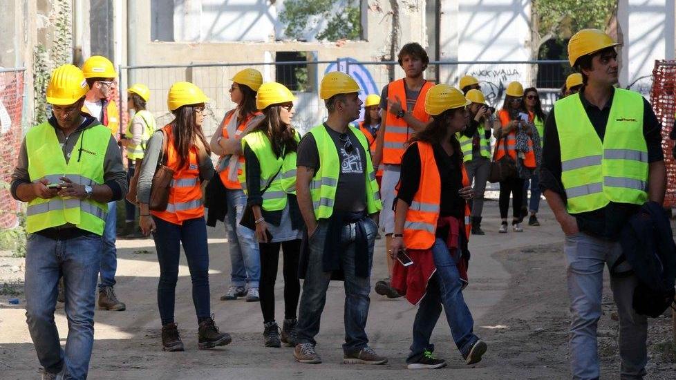 Street art, prese d’assalto le Reggiane