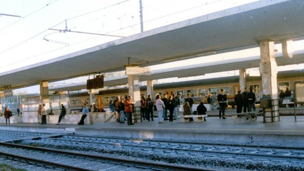 Gli orari e le fermate dei bus sostitutivi per andare e tornare