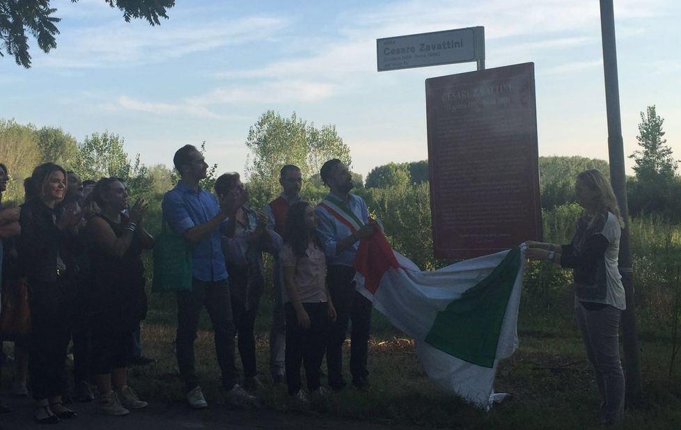 Viale Po è stato intitolato allo scrittore Cesare Zavattini