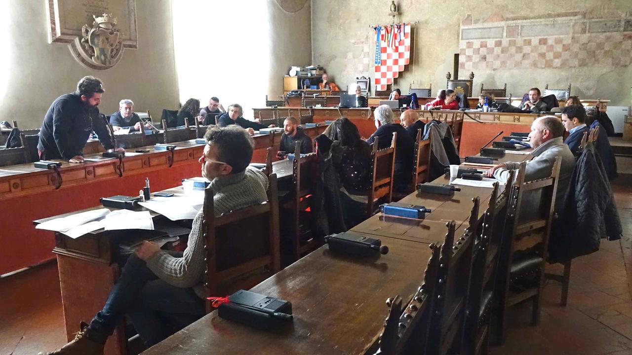 A Pistoia opposizioni all’attacco sulle tariffe dell’acqua