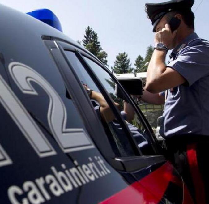 Inseguiti dal benzinaio e presi 