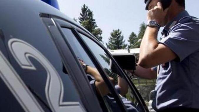 Inseguiti dal benzinaio e presi