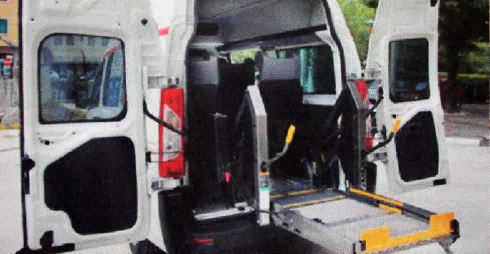 Un mezzo di “Mobility life” acquistato grazie ai privati