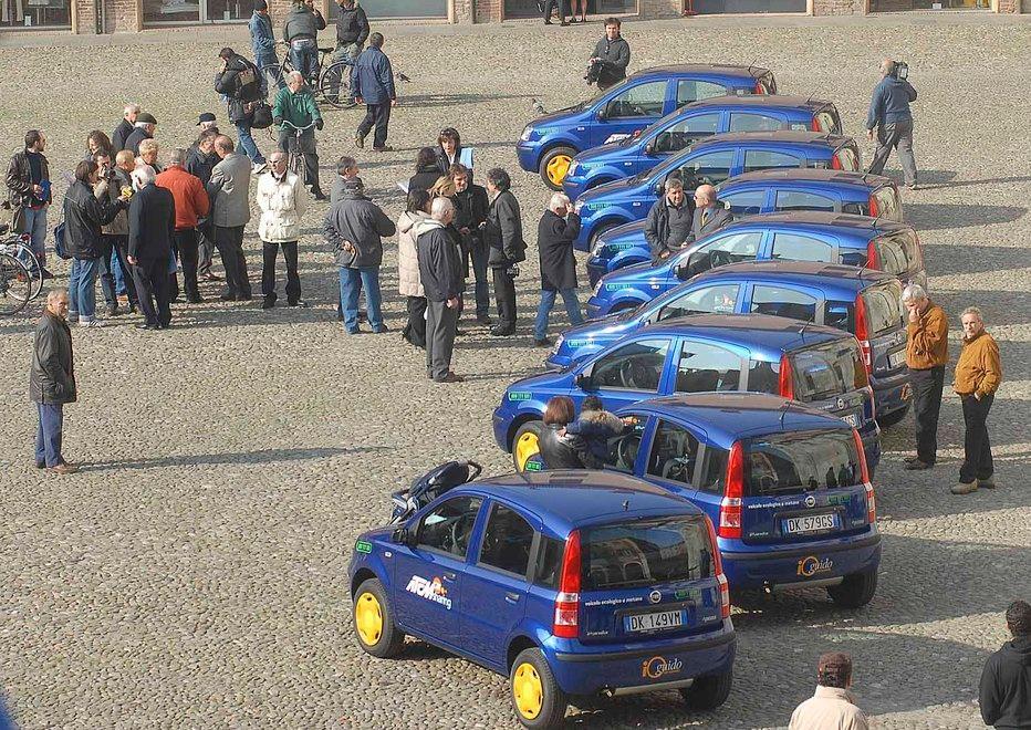 «Car sharing: esiste? Dopo tanti soldi, nessun servizio» 