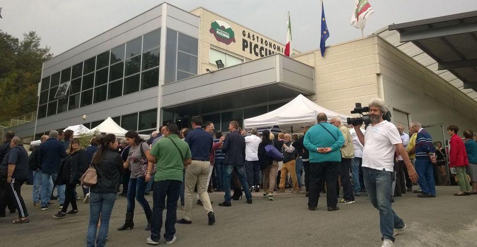 Black-out, Carnione resta isolato 
