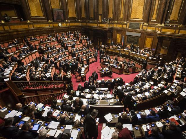 Il governo ora accelera per approvare la legge 