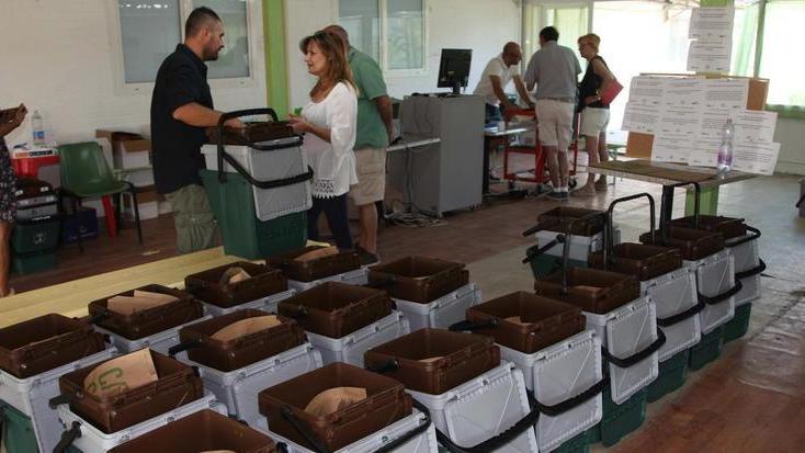 Raddoppiate le consegne dei nuovi bidoni dei rifiuti