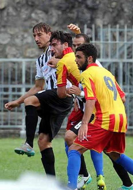 Massese, Lazzini fa le prove per mettere ko il Montemurlo 