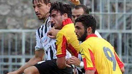 Massese, Lazzini fa le prove per mettere ko il Montemurlo
