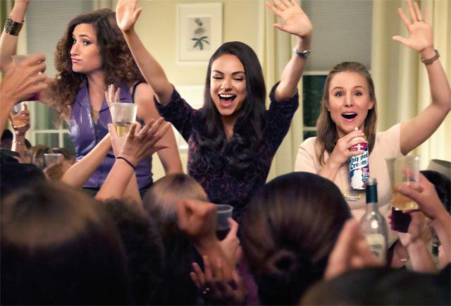 Gratis al cinema con la Gazzetta di Modena: per voi 100 biglietti per "Bad Moms" 