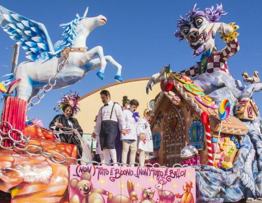 A Cinigiano in alto i calici con la festa dell’uva 