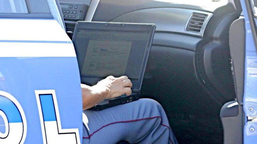 A Turano un venditore porta a porta picchiato da una famiglia