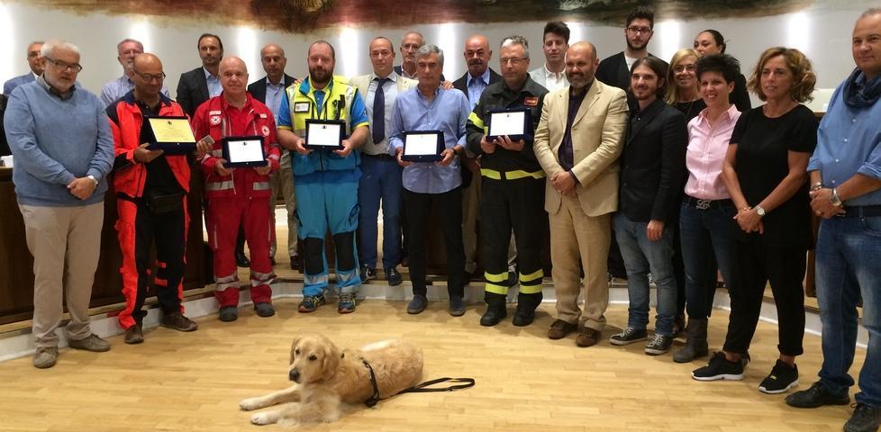 Menzioni ai soccorritori nelle zone terremotate