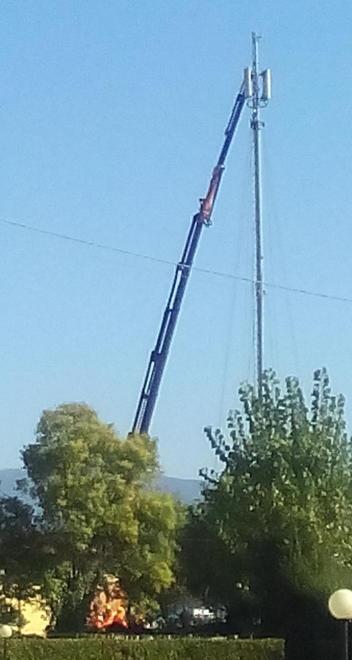 Vincono i cittadini, antenna spostata da Tassignano 