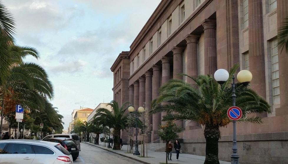 Sassari, inchiesta “Divise sporche” nella polizia: Tanca torna in servizio 