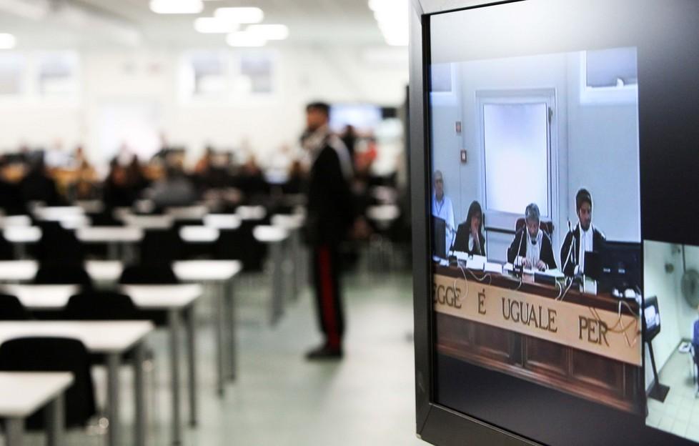 «Ndrangheta e casalesi uniti negli affari» 