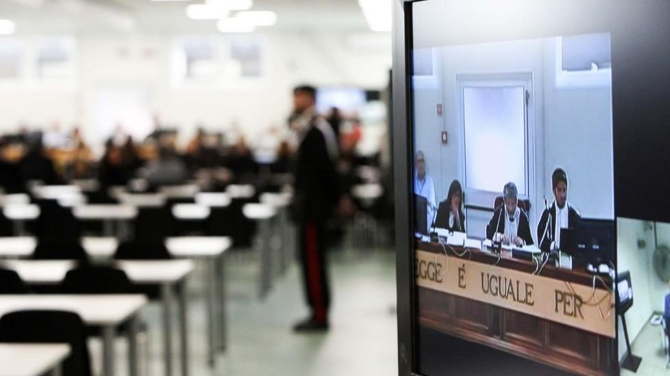 «Ndrangheta e casalesi uniti negli affari»