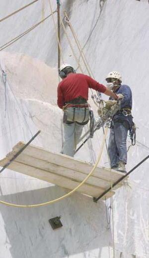 Si estrae di più si lavora meno: e l’export vola 