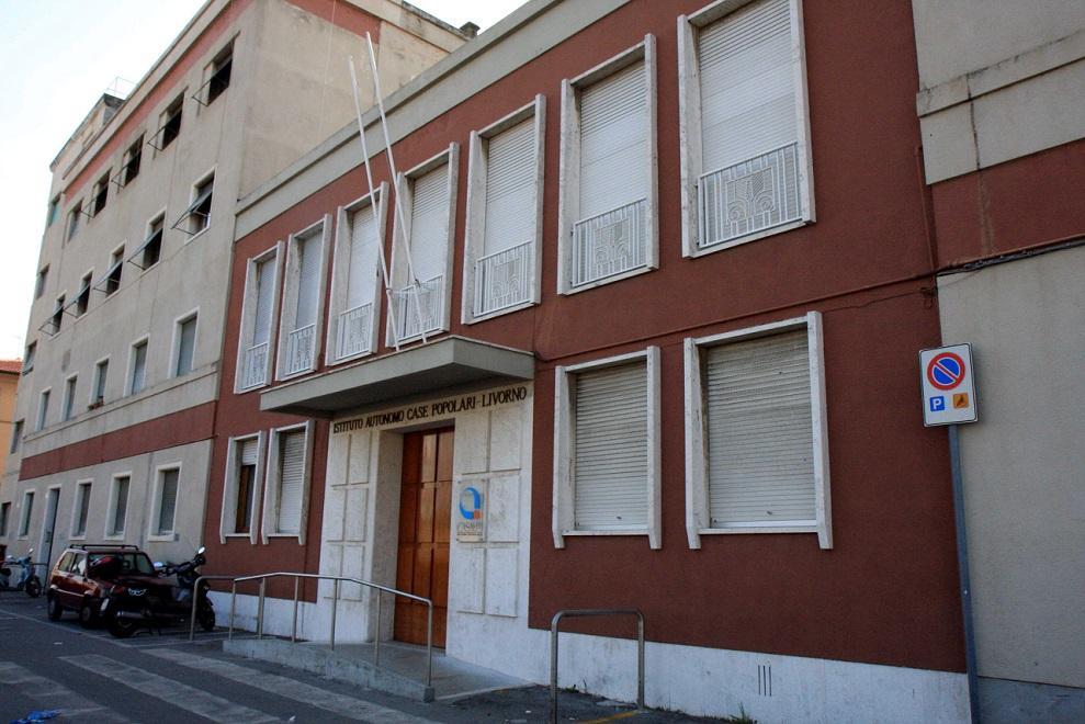 L'ingresso della sede di Casalp in viale Ippolito Nievo