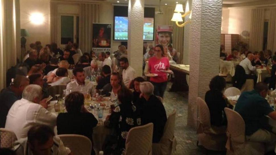 I cuochi di Marina fanno il pienone con la cena solidale