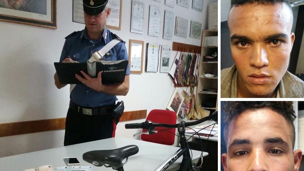 I due rapinatori arrestati dai carabinieri