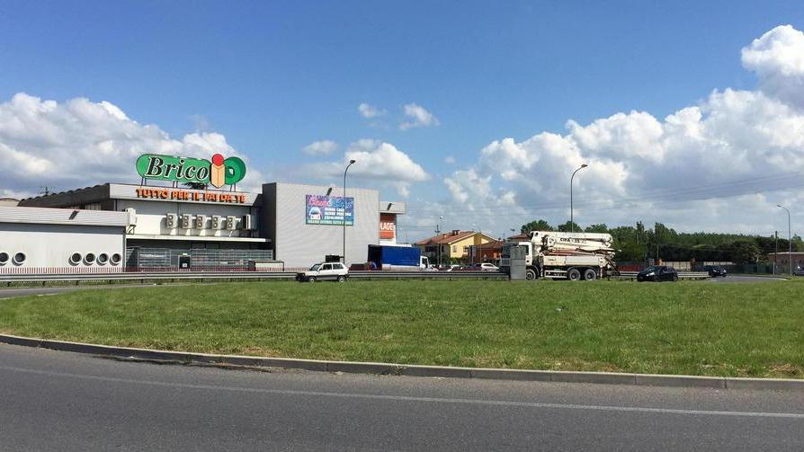 E alla fine la rotatoria avrà il suo monumento
