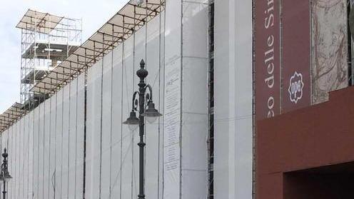 Sinopie, iniziata la rimozione del cantiere