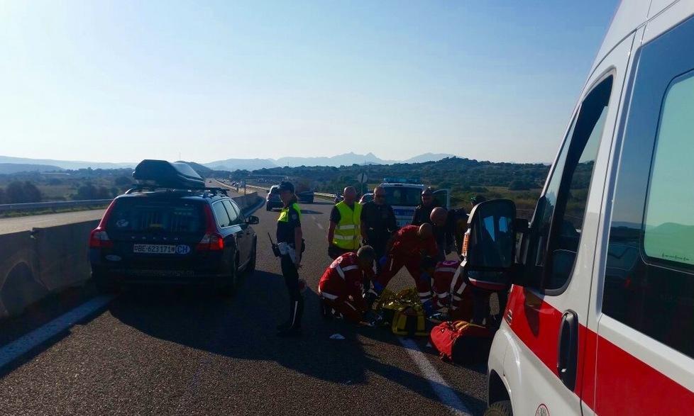 Cade dall’Harley: motociclista ferita