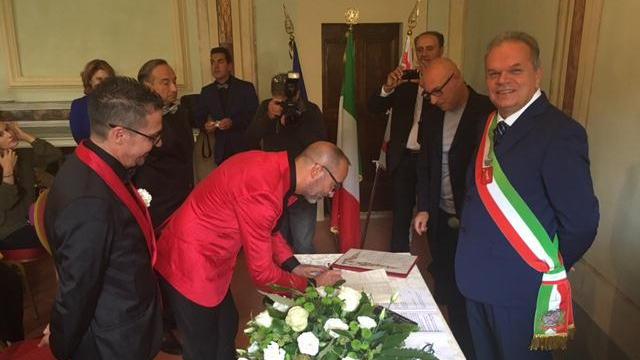 Il matrimonio in Comune a Montemurlo tra Stefano e Giovanni