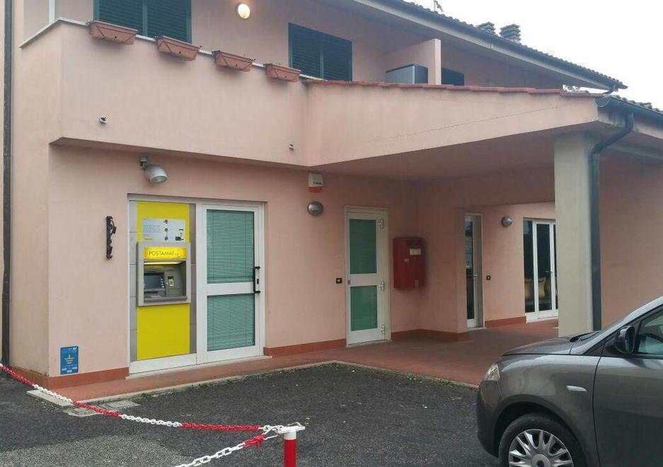 Armato segue la direttrice delle poste 