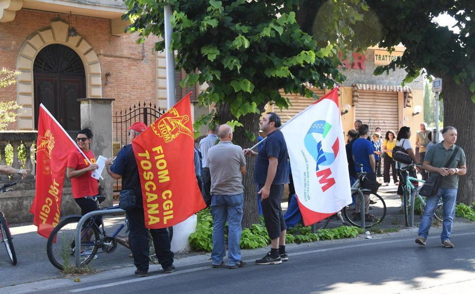 Sciopero dell’indotto senza operai Piaggio 