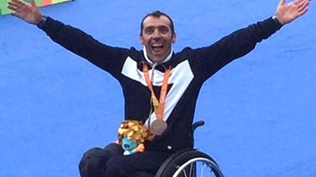 Achenza resta il re del paratriathlon: quarto titolo italiano