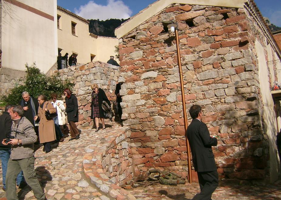 Il Consiglio di Urzulei: «Violata la nostra privacy» 