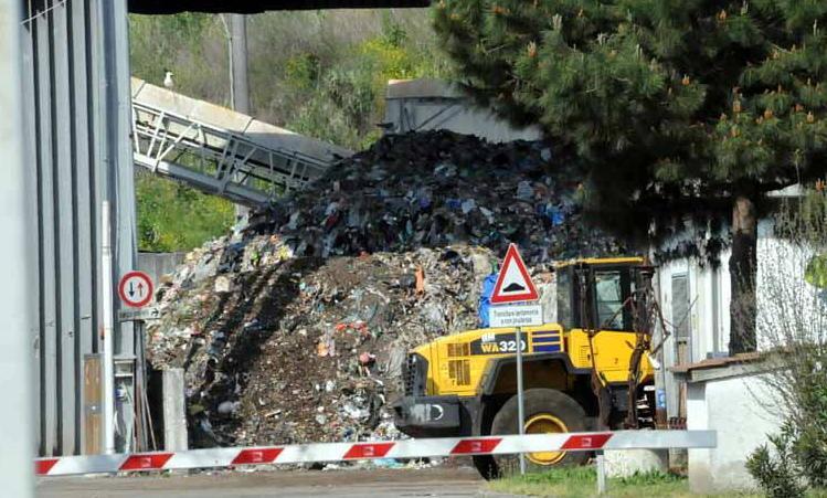 Cattivi odori, Arpat “bacchetta” il Cermec 