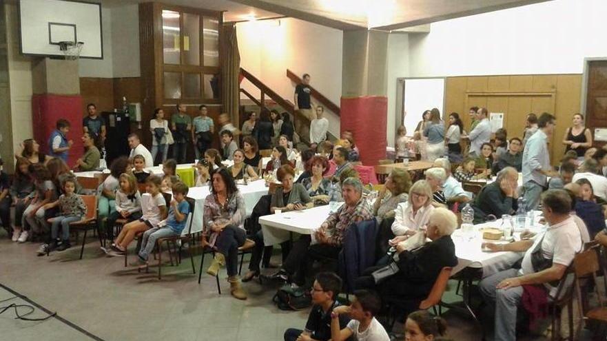 In tanti alla cena a sostegno dei frati