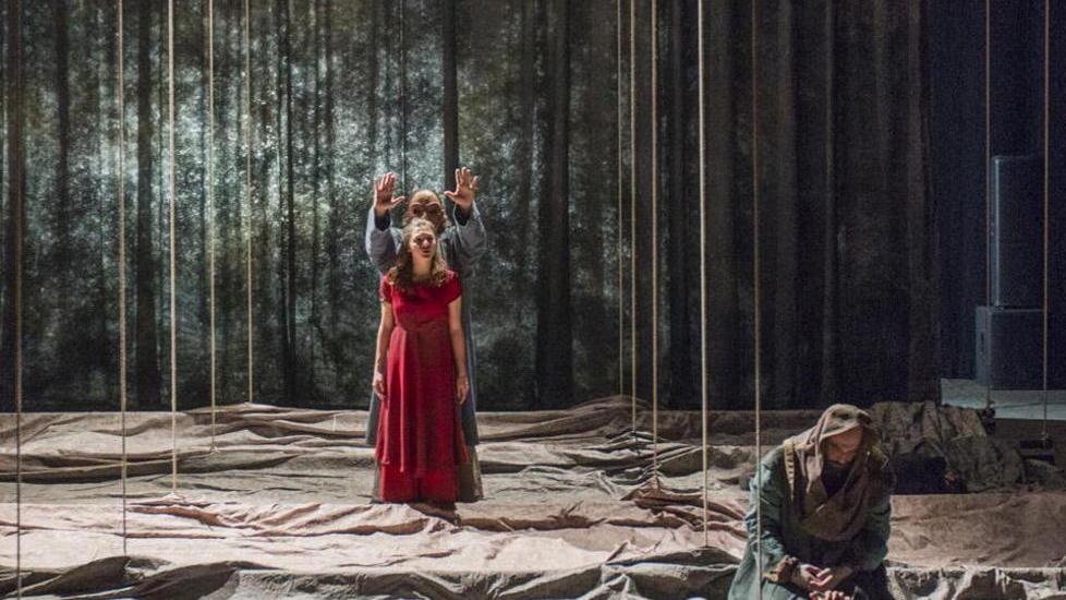 inizia la stagione al teatro era