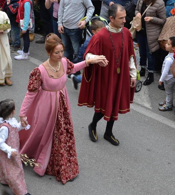Per le vie di Sassetta si comincia domenica con la zuppa