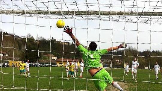Stoico Sacro Cuore: vince in 7 uomini suo il derby di Barga con il Filecchio