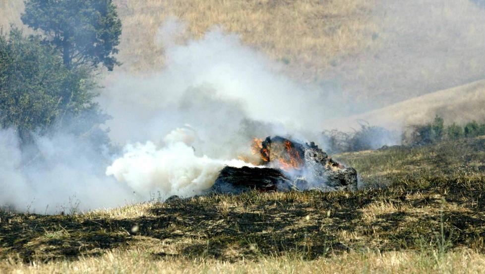 Roghi di sterpaglie (e non solo) e l’aria nella Piana è irrespirabile 