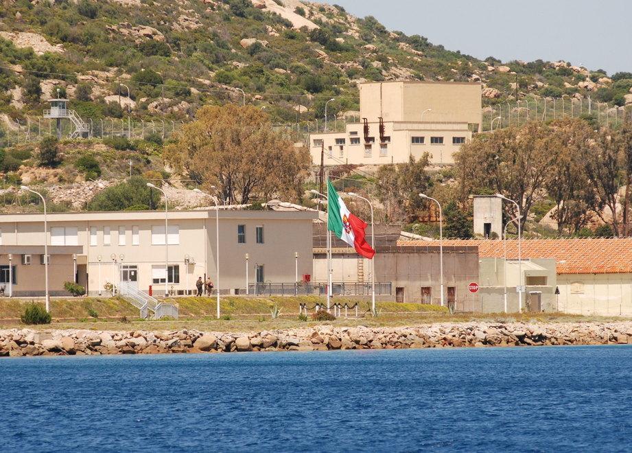 Santo Stefano, stop alla Commissione: niente visita nel bunker 