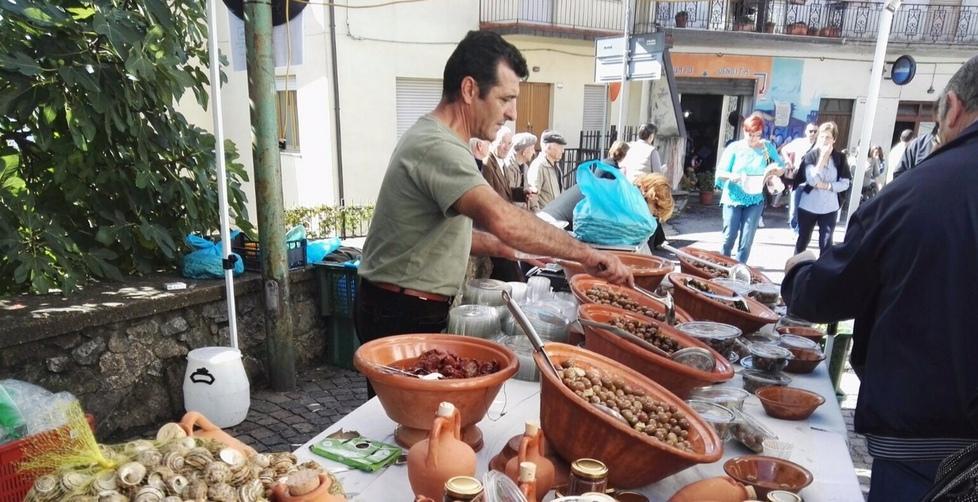 Migliaia di turisti per le cortes 