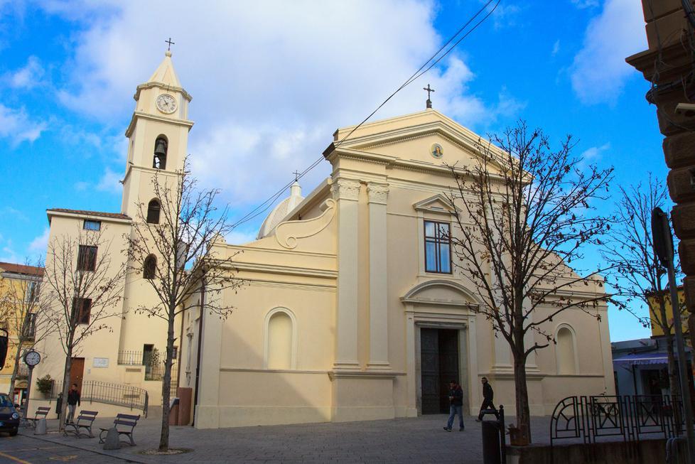 Il vescovo apre la Porta Santa domenica nella parrocchia 